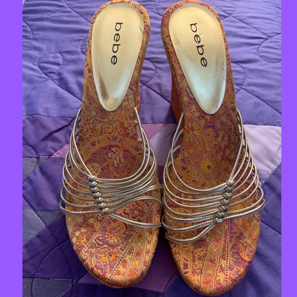 USED BEBE SANDALS SIZE 9 BUNDLE TO SAVE